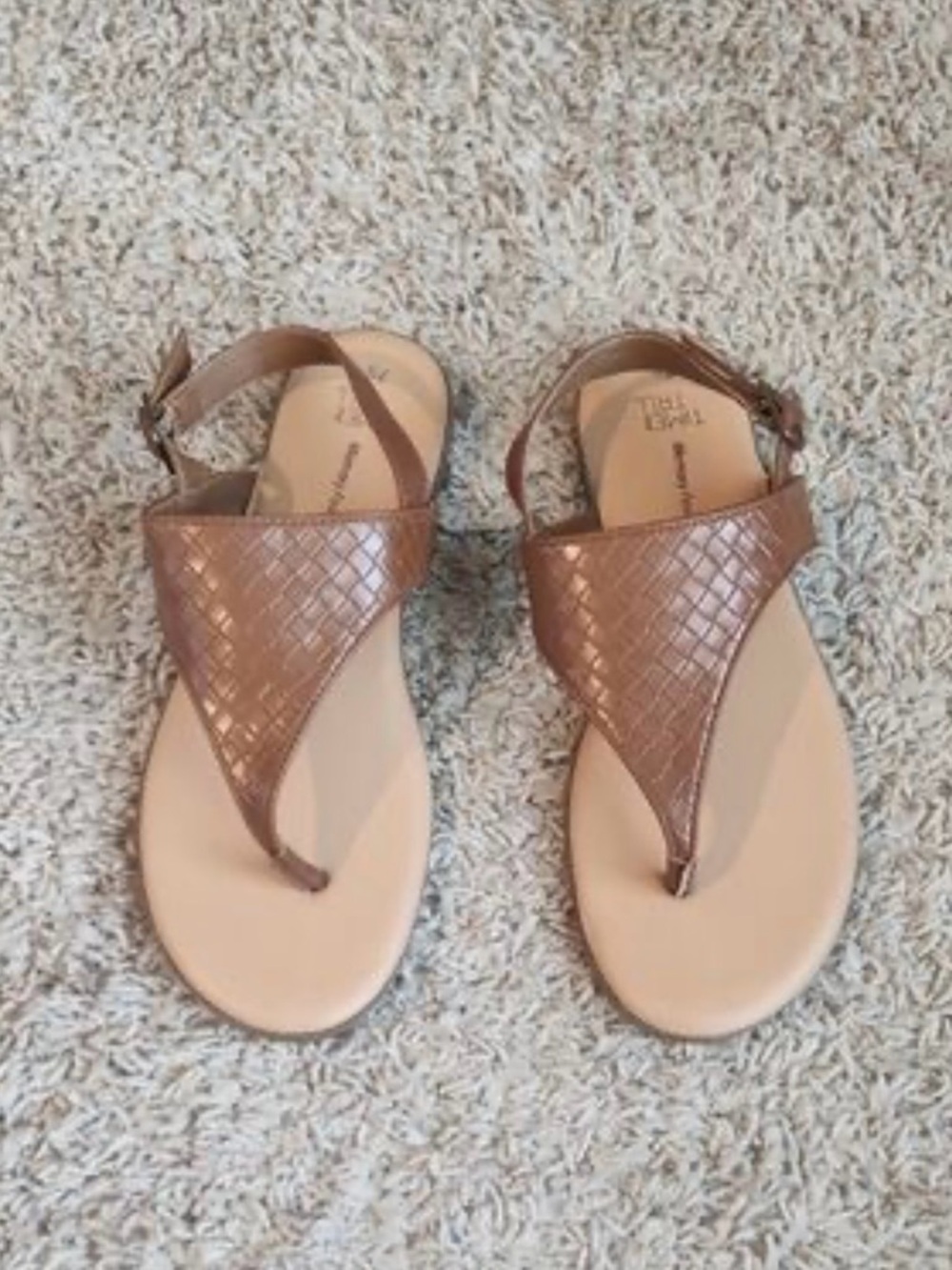 Time and Tru Woven Tan Toe-Ring Sandals